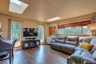 7822 50th St E, Fife, WA 98424 - Photo 5