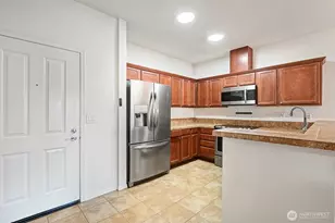 1731 10th Ave NE, Issaquah, WA 98029 - Photo 9