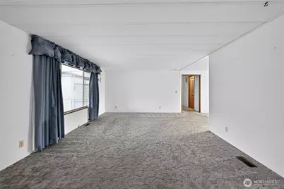 2725 E Fir St Unit 105, Mount Vernon, WA 98273 - Photo 13