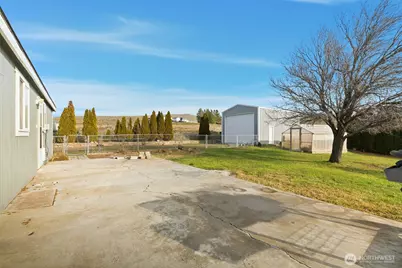 401 Clemans View Road, Selah, WA 98942 - Photo 5