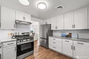 9024 Prentice Ave, Gig Harbor, WA 98332 - Photo 13