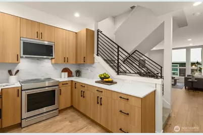 4408 E 50th Avenue S, Seattle, WA 98118 - Photo 17