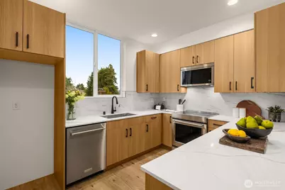 4408 E 50th Avenue S, Seattle, WA 98118 - Photo 15