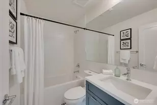 13542 39th Ave NE, Seattle, WA 98125 - Photo 7