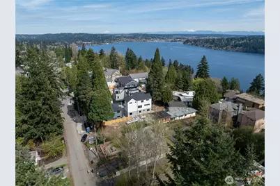 13542 39th Avenue NE #B, Seattle, WA 98125 - Photo 11