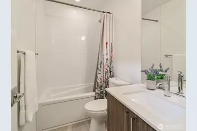 6539 4th Avenue NE #B, Seattle, WA 98115 - Photo 15