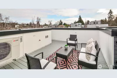 6539 4th Avenue NE #B, Seattle, WA 98115 - Photo 17