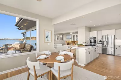 3711 Lake Washington Boulevard N, Renton, WA 98056 - Photo 9