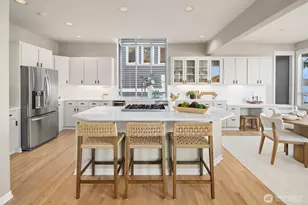 3711 Lake Washington Blvd N, Renton, WA 98056 - Photo 5