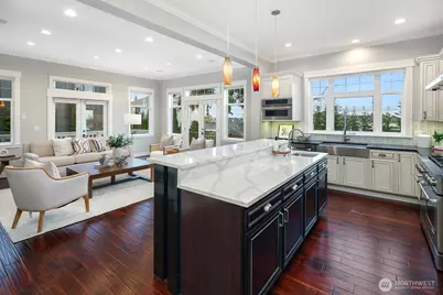 3048 39th Avenue W, Seattle, WA 98199 - Photo 11