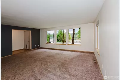 501 E Saint Andrews Drive, Shelton, WA 98584 - Photo 3