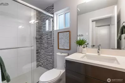 2007 NW 63rd Street #B, Seattle, WA 98107 - Photo 7