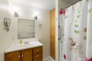 7606 Sandy Way NE, Poulsbo, WA 98370 - Photo 9