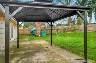 15771 119th Pl SE, Renton, WA 98058 - Photo 17