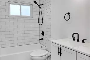 15771 119th Pl SE, Renton, WA 98058 - Photo 11