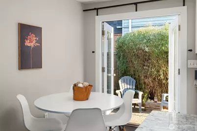 6528 23rd Avenue SW, Seattle, WA 98106 - Photo 7