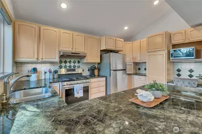 2604 Vincent Way NW, Bremerton, WA 98312 - Photo 13
