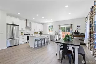 7952 Apache Dr, Maple Falls, WA 98266 - Photo 5