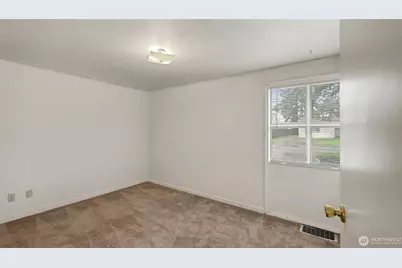 6514 Steilacoom Boulevard SW, Lakewood, WA 98499 - Photo 11