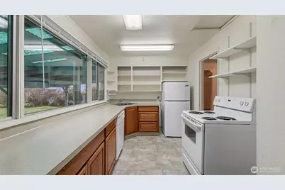 6514 Steilacoom Boulevard SW, Lakewood, WA 98499 - Photo 9