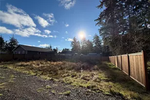 405 W Alder Ave, Westport, WA 98595 - Photo 1