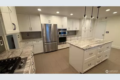 8218 Zircon Drive SW, Lakewood, WA 98498 - Photo 11