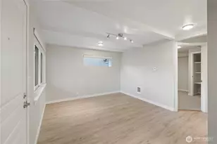 4811 S 252nd Pl, Kent, WA 98032 - Photo 3