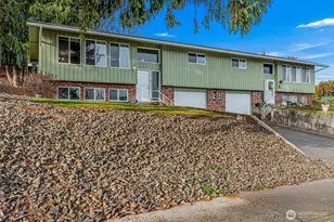 1100 Vista Pl, Wenatchee, WA 98801 - Photo 3