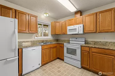 1100 Vista Place #B, Wenatchee, WA 98801 - Photo 9