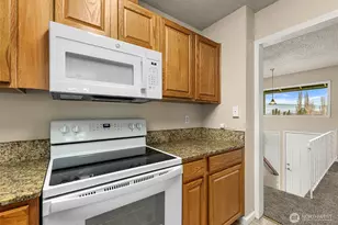 1100 Vista Pl, Wenatchee, WA 98801 - Photo 9