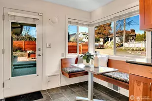 3203 NW 69th St, Seattle, WA 98117 - Photo 11