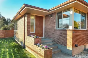 3203 NW 69th St, Seattle, WA 98117 - Photo 5