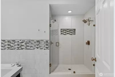 1418 Oakes Avenue, Everett, WA 98201 - Photo 17