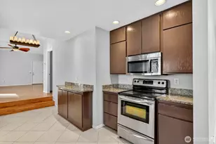 1418 Oakes Ave, Everett, WA 98201 - Photo 9