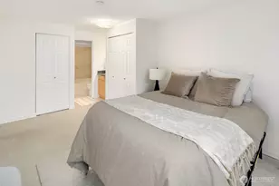 5901 Phinney Ave N, Seattle, WA 98103 - Photo 11