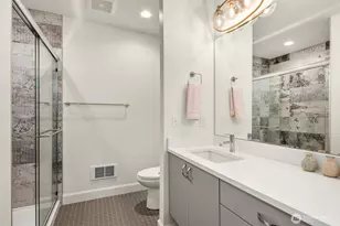 2605 NW 64th St, Seattle, WA 98107 - Photo 17