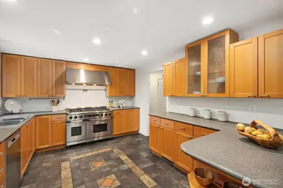 20702 11th Drive SE, Bothell, WA 98012 - Photo 13