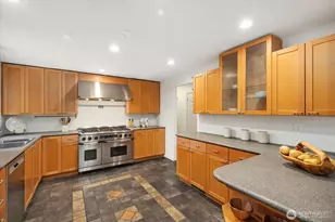 20702 11th Dr SE, Bothell, WA 98012 - Photo 13