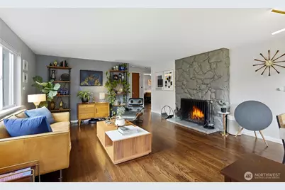 11815 20th Avenue SW, Burien, WA 98146 - Photo 3