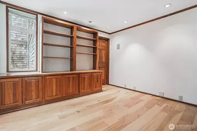 3717 Beach Drive SW #214, Seattle, WA 98116 - Photo 23