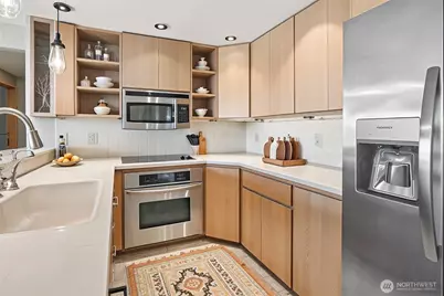 3717 Beach Drive SW #214, Seattle, WA 98116 - Photo 15