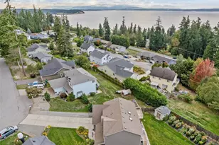 1057 Cascade Ln, Camano Island, WA 98282 - Photo 35