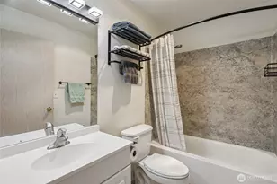 11532 15th Ave NE, Seattle, WA 98125 - Photo 15