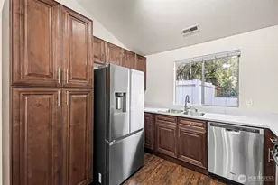 9103 183rd Ave NE, Redmond, WA 98052 - Photo 5