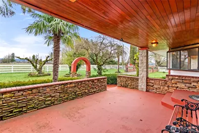 21304 SE 448th Street, Enumclaw, WA 98022 - Photo 11