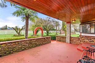 21304 SE 448th St, Enumclaw, WA 98022 - Photo 11