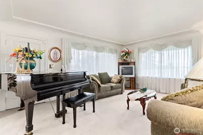 21304 SE 448th Street, Enumclaw, WA 98022 - Photo 19