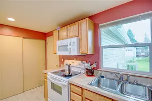 821 Park Cottage Pl, Sedro Woolley, WA 98284 - Photo 13