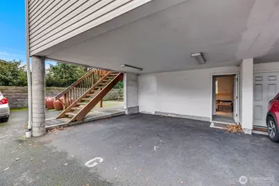 9480 Olson Place SW #G, Seattle, WA 98106 - Photo 29