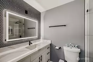 17606 Larch Way, Lynnwood, WA 98037 - Photo 19